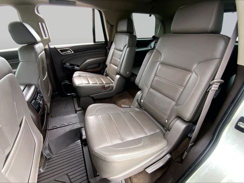 Used 2015 GMC Yukon Denali w/ Touring Package AWD/4WD image 19