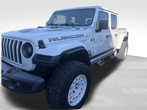 Used 2022 Jeep Gladiator Rubicon w/ Trailer Tow Package AWD/4WD image 9