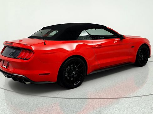 Used 2018 Ford Mustang GT Premium w/ Equipment Group 401A RWD image 5