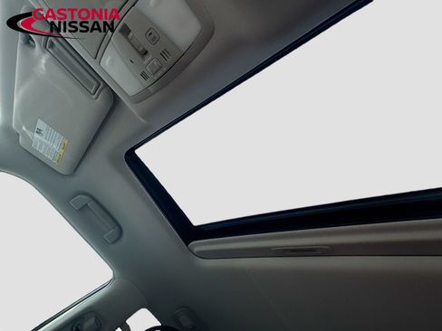 Used 2018 Nissan Armada SL w/ Moonroof Package RWD image 30