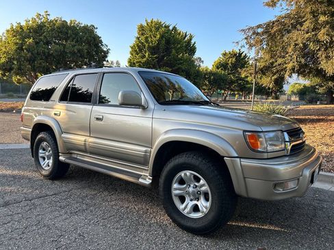 Used 2001 Toyota 4Runner Limited RWD image 12