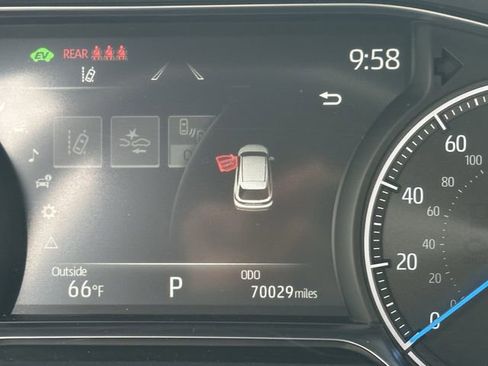 Used 2024 Toyota Venza XLE AWD/4WD image 15