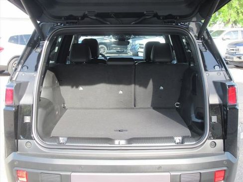 New 2026 Jeep Cherokee Limited AWD/4WD image 32