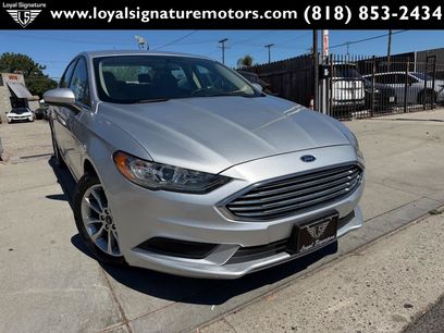 Used 2017 Ford Fusion SE w/ Fusion SE Technology Package