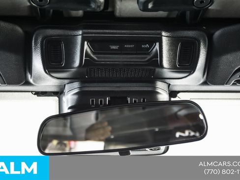 Used 2025 Jeep Wrangler Unlimited Sahara AWD/4WD image 52