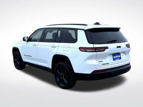 Used 2024 Jeep Grand Cherokee L Altitude AWD/4WD image 8
