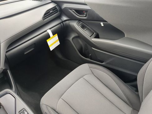 New 2026 Subaru Crosstrek 2.0i Premium AWD/4WD image 14