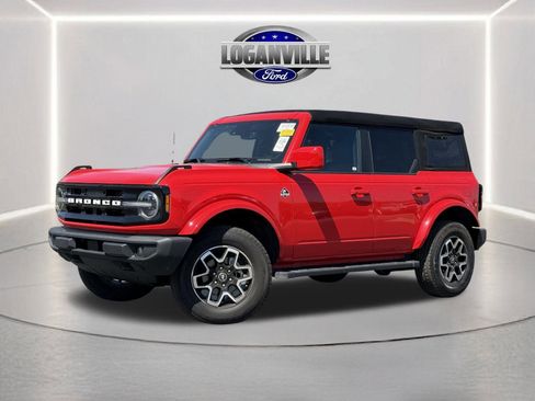 Used 2024 Ford Bronco Outer Banks image 1