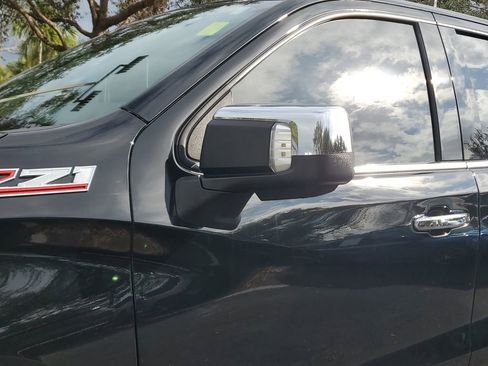 Certified 2022 Chevrolet Silverado 1500 LTZ image 12