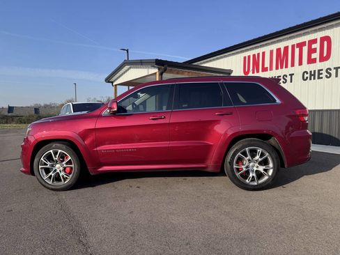 Used 2012 Jeep Grand Cherokee SRT8 w/ Luxury Group II image 8