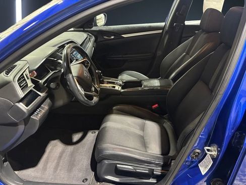 Used 2019 Honda Civic Sport image 9