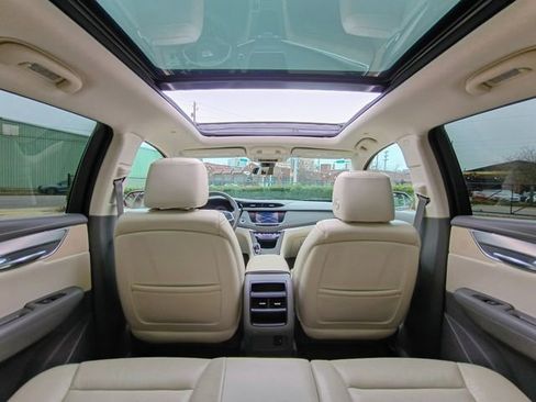 Used 2017 Cadillac XT5 Premium Luxury w/ Advanced Security Package image 74