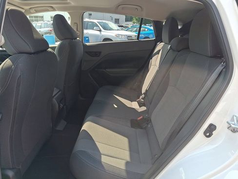 Certified 2025 Subaru Crosstrek 2.5i Premium AWD/4WD image 11