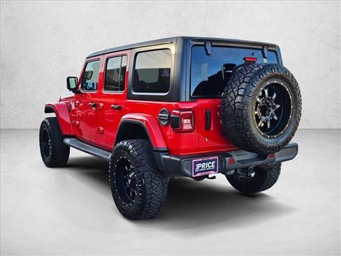 Used 2018 Jeep Wrangler Unlimited Sahara image 8