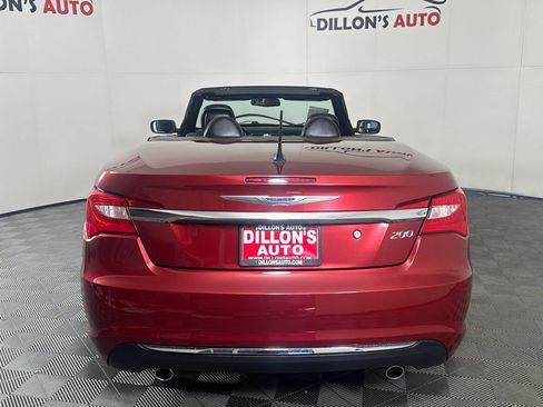 Used 2011 Chrysler 200 Limited FWD image 5