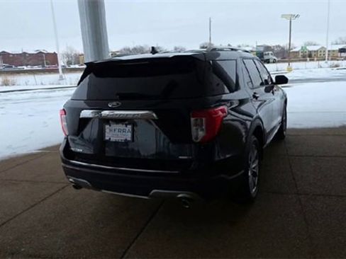 Used 2020 Ford Explorer Limited image 7