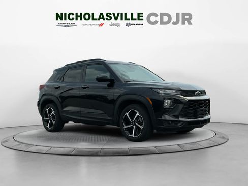 Used 2022 Chevrolet TrailBlazer RS w/ Sun and Liftgate Package AWD/4WD image 7