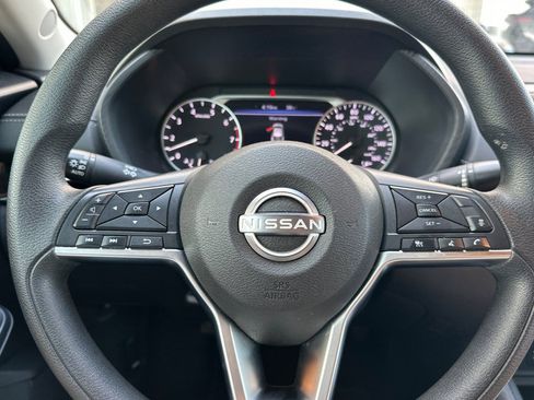 Used 2024 Nissan Sentra SV FWD image 22