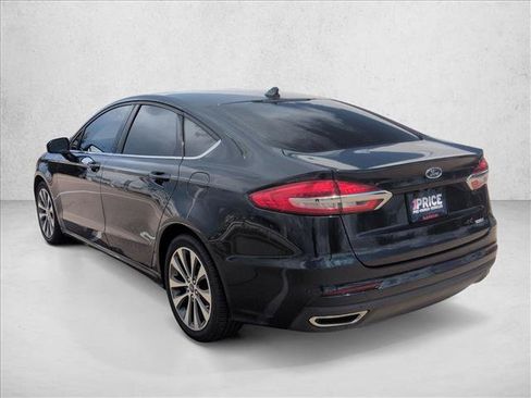 Used 2020 Ford Fusion SE AWD/4WD image 8