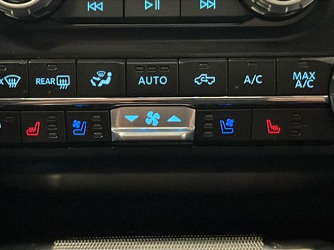 Used 2023 Ford F150 Raptor AWD/4WD image 38