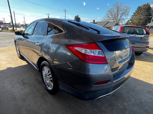 Used 2014 Honda Crosstour EX image 7