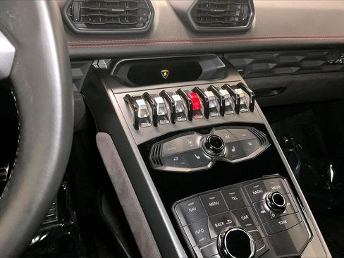 Used 2017 Lamborghini Huracan LP 580-2 image 11