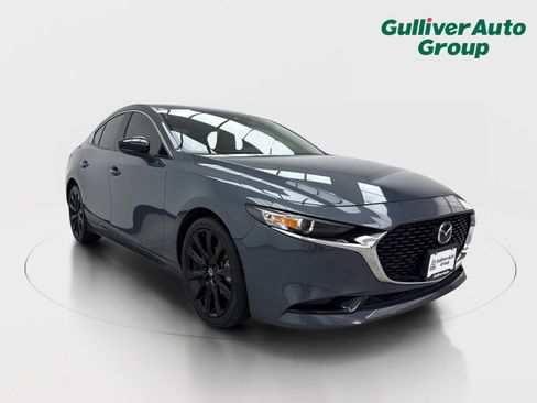 Used 2023 MAZDA MAZDA3 s FWD image 13