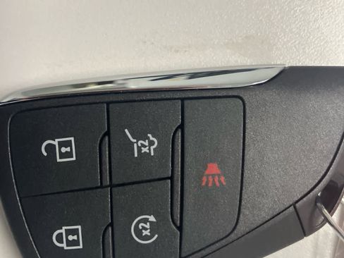 New 2026 Chevrolet Traverse LT w/ Sun and Wheel Package image 34