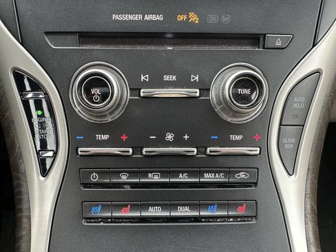 Used 2017 Lincoln MKX Reserve w/ Driver Assistance Package image 23