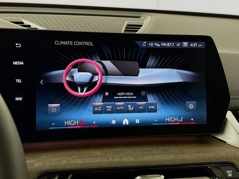 Used 2026 BMW X1 xDrive28i image 16