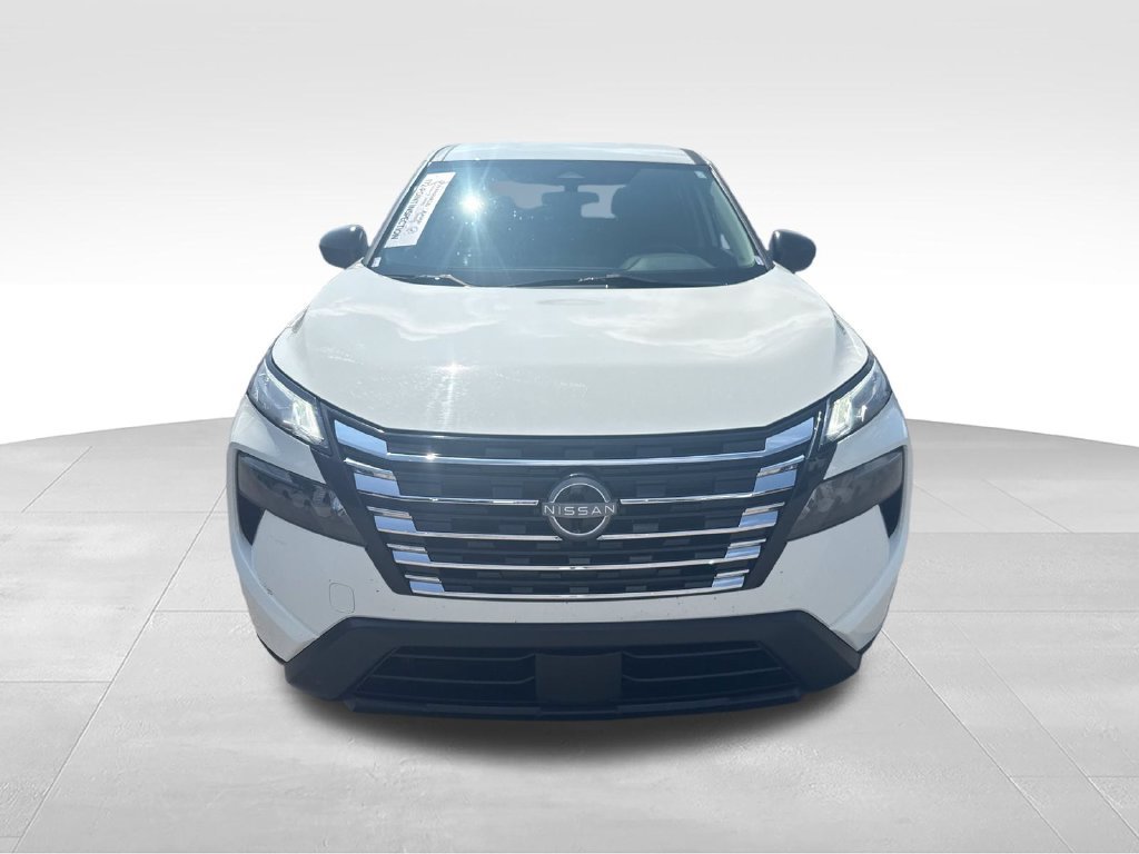 Used 2024 Nissan Rogue S FWD image 8