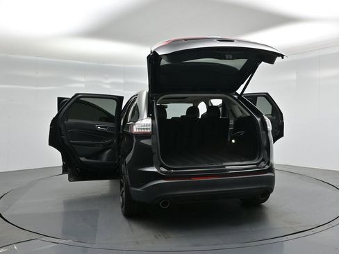 Used 2016 Ford Edge Titanium w/ Equipment Group 301A image 31