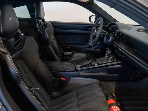 Used 2022 Porsche 911 GT3 image 29