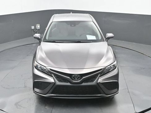 Used 2024 Toyota Camry SE w/ Convenience Package FWD image 30