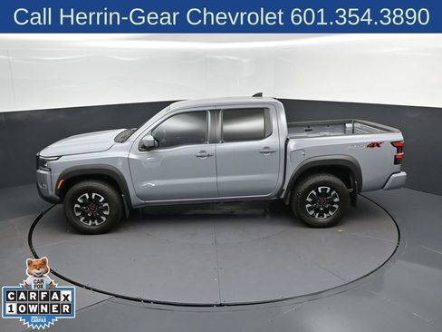 Used 2024 Nissan Frontier PRO-4X w/ Technology Package AWD/4WD image 35