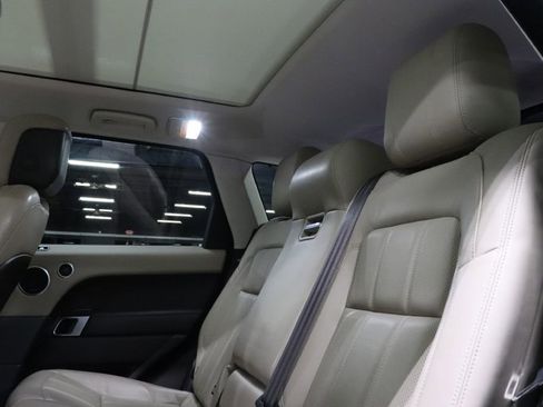 Used 2019 Land Rover Range Rover Sport HSE image 21