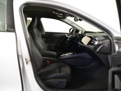 New 2026 Audi A6 Premium Plus image 18