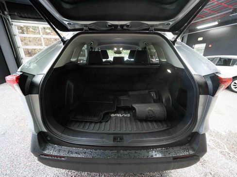 Certified 2025 Toyota RAV4 LE image 29