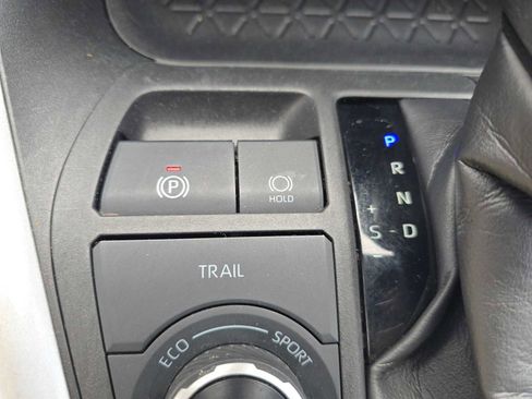 Certified 2024 Toyota RAV4 XLE w/ Convenience Package image 34