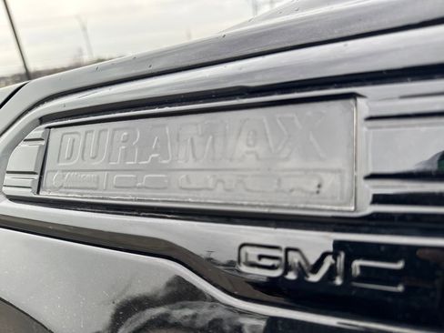 Used 2022 GMC Sierra 3500 Denali w/ Denali Black Diamond Edition image 36