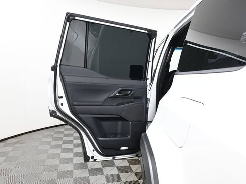 Used 2024 Lexus GX 550 AWD/4WD image 31