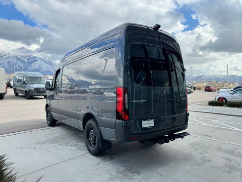 Used 2024 Mercedes-Benz Sprinter 144 Cargo image 5
