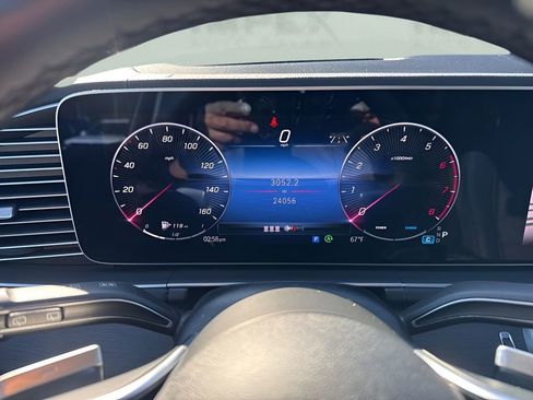 Used 2024 Mercedes-Benz GLE 450 4MATIC image 23