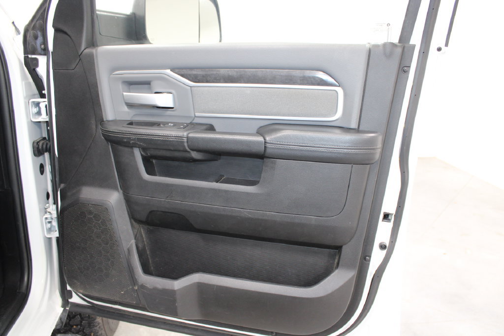 Used 2022 RAM 2500 Big Horn AWD/4WD image 23