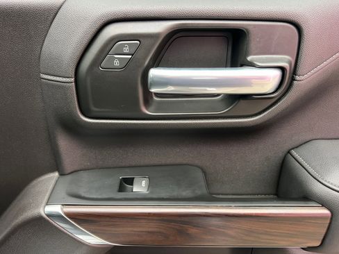 Used 2020 GMC Sierra 1500 SLT w/ SLT Premium Package image 22