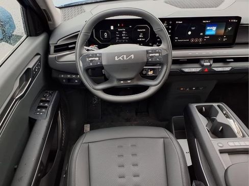 New 2026 Kia EV9 Wind image 4