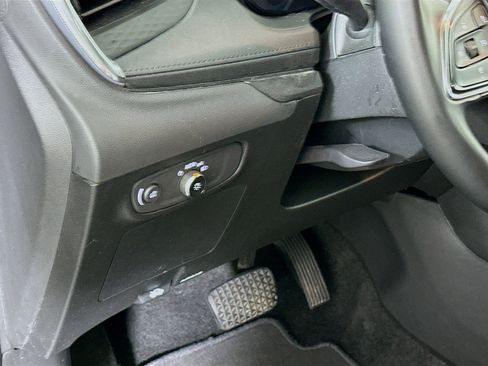 Used 2025 Buick Encore GX Preferred FWD image 16