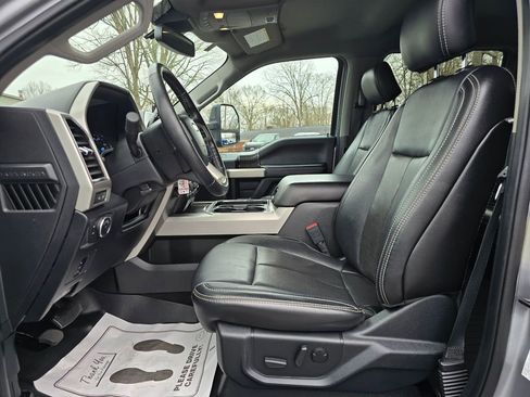 Used 2020 Ford F250 Lariat image 9