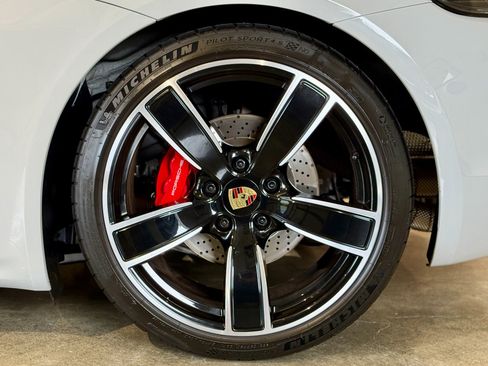 Used 2022 Porsche 718 Boxster GTS RWD image 9