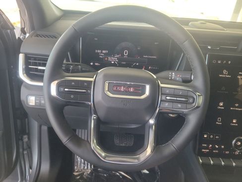 New 2026 GMC Terrain Elevation FWD image 17